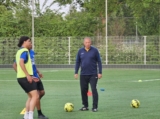 Training eerste selectie S.K.N.W.K. van donderdag 1 mei 2025 (28/80)